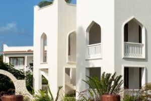 Lux* Marijani Beach Resort & Spa